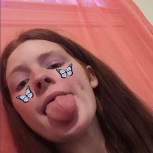 Meet your Posher, Abbey